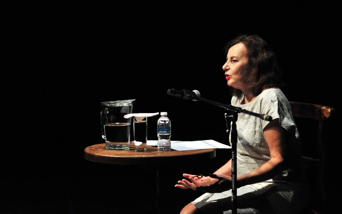 Verónica Langer Inspires a Young Readers with Poetry Reading in Guanajuato