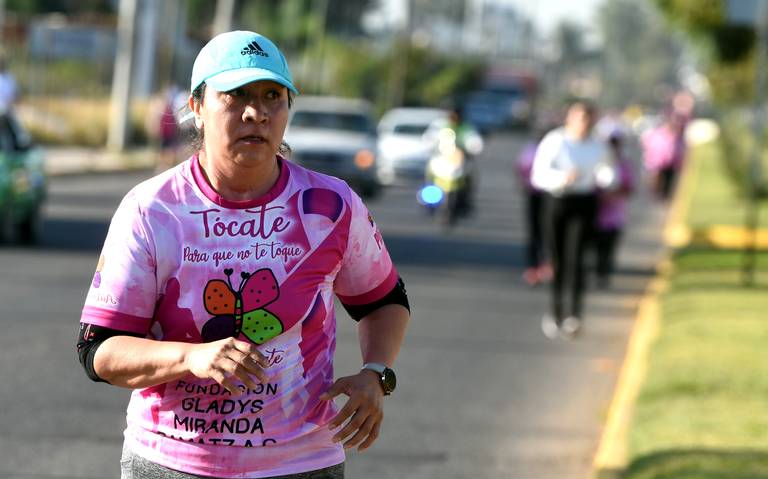 CORREN CONTRA EL CÁNCER MIL ATLETAS DE NAUCALPAN 