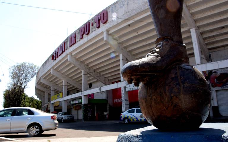 Pide alcaldesa poner fin a disputa por el estadio - El Sol de Irapuato |  Noticias Locales, Policiacas, de México, Guanajuato y el Mundo