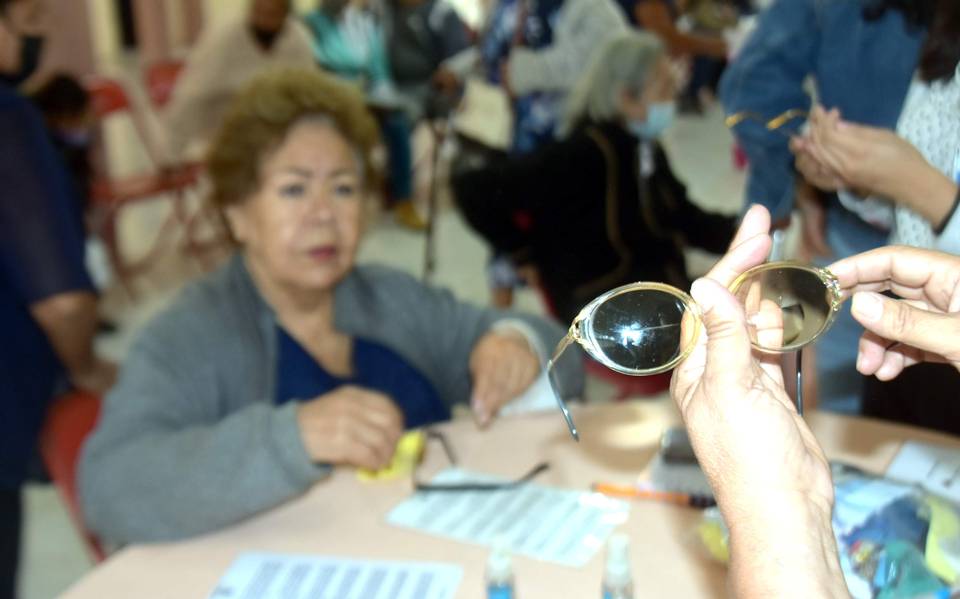 Arranca Club de Leones Irapuato campaña “La vista es primero” - El Sol de  Irapuato | Noticias Locales, Policiacas, de México, Guanajuato y el Mundo