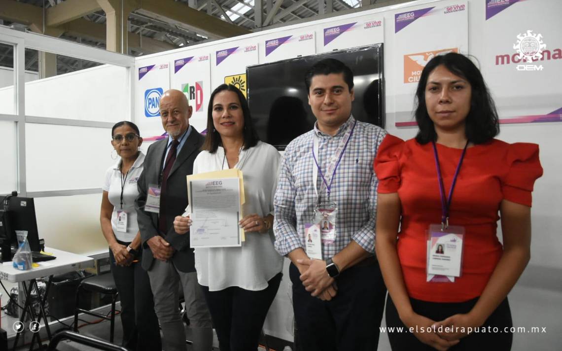 Recibe Lorena Alfaro García Constancia Como Presidenta Municipal Electa De Irapuato El Sol De 0744